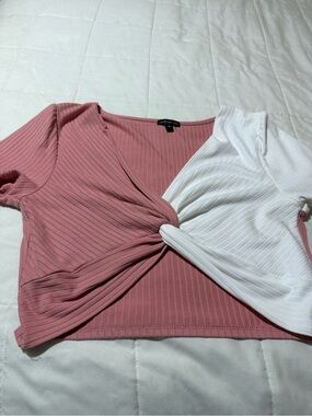 Colorblock Twist-Front Ribbed Crop Top — Dusty Rose & White